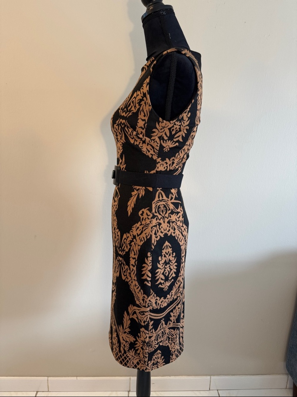 Cache belted dress - Picture 5 of 8